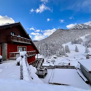 Piccolo Chalet Hotel