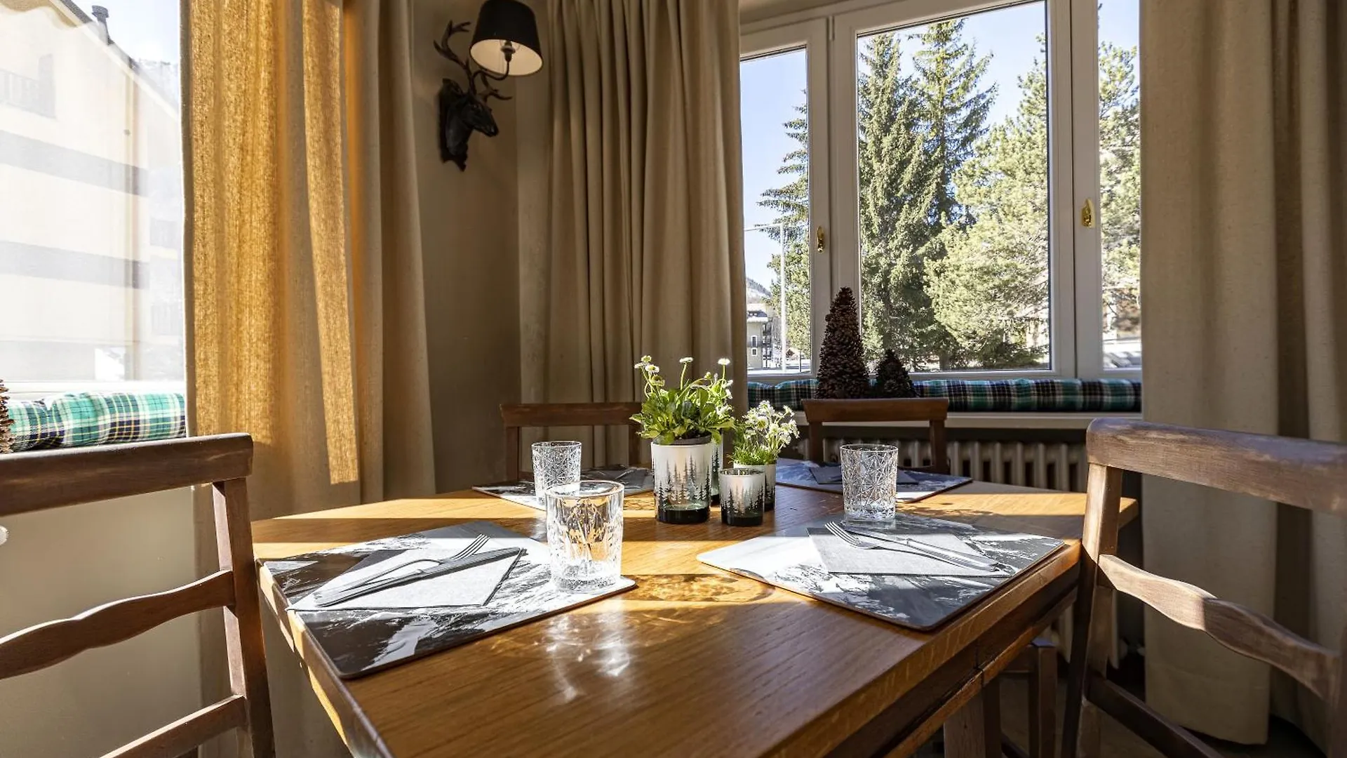Aparthotel Claviere Hotel